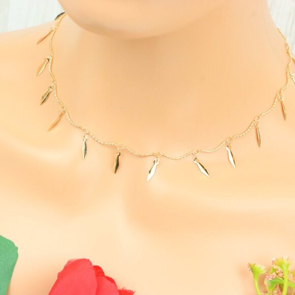 "Minimalist & Elegant Necklace Chain – Perfect for Women & Girls | UNVRC1084 - Picture 8 of 10